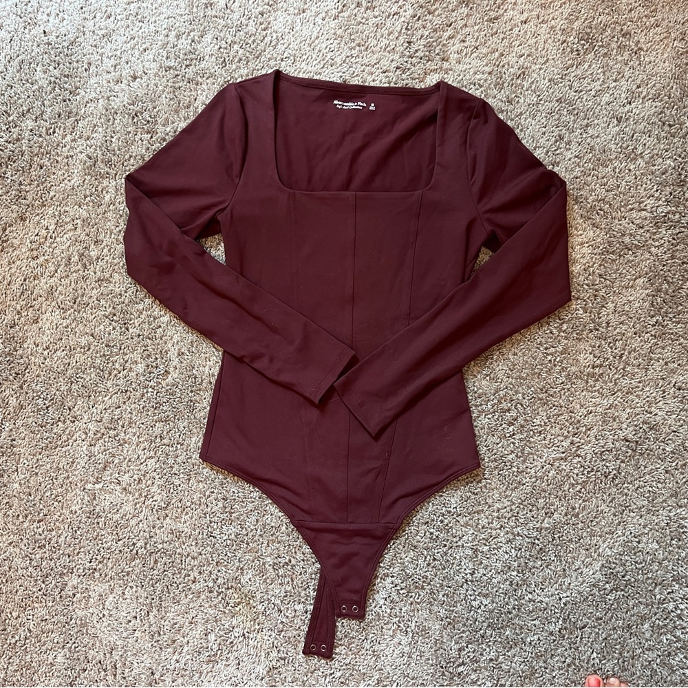 Brand New Abercrombie Bodysuit in Maroon/Wine